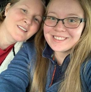 Meet your Posher, Ila